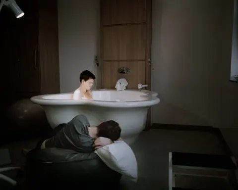 Sian Davey Ellen, 37, and her husband Andy, 28, during her labour at a birthing suite in Queen Elizabeth Hospital, Woolwich.