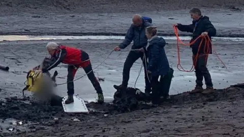 Edale Mountain Rescue at Ladybower Reservoir