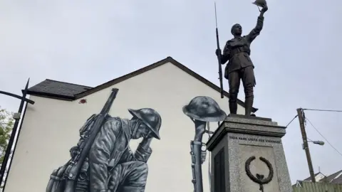 The war mural in Abertillery