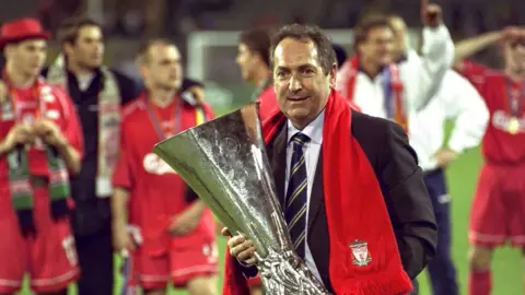 Reuters Gerard Houllier with the UEFA Cup