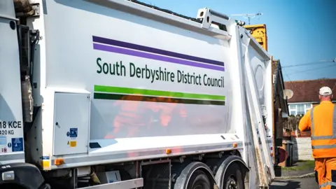 South Derbyshire District Council Bins