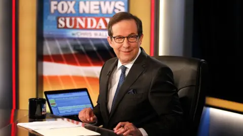 Paul Morigi Chris Wallace awaiting the arrival of former Vice President Al Gore on the set of "Fox News Sunday with Chris Wallace" at FOX News D.C. Bureau on June 4, 2017