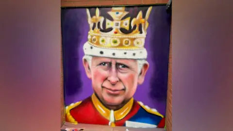 Katy Lewis/BBC Ant Steel's mural of King Charles III