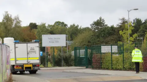 Jonathan Groves Bomb disposal