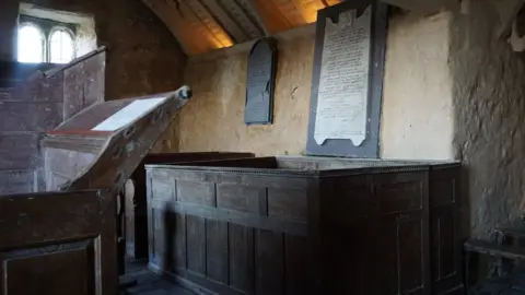 National Churches Trust Llanfaglan, Gwynedd