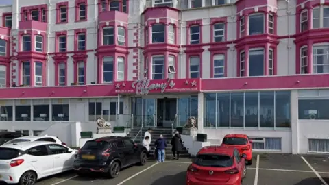 Google Tiffany's Hotel in Blackpool
