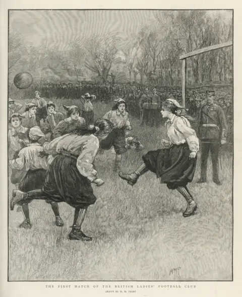 Alamy The first match of the British Ladies' Football Club