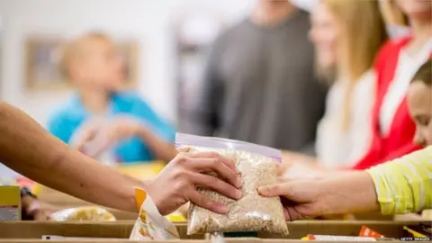 Getty Images food handed out