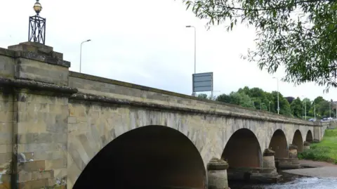 Bobby Clegg/Geograph Eden Bridge