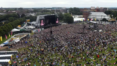 PA Media An overnight view of the crowd gathered at the TRNSMT festival