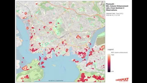 Ocean OS A map of Plymouth and Plymouth Sound showing where Nitrogen Dioxide has accumulated in the air. 