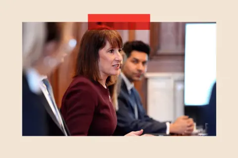 Getty Images Rachel Reeves Berbicara selama pertemuan di Downing Street