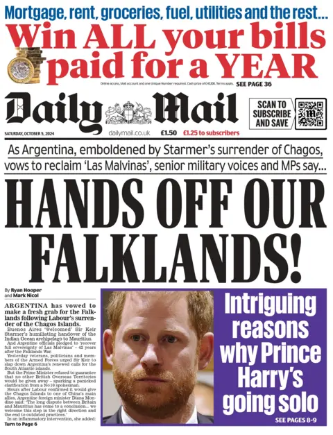 Front leafage   of the Daily Mail. 