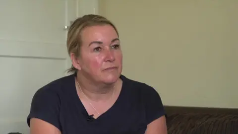 BBC Lisa De-Bargeton