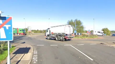 Google M5 Junction 28 at Cullompton