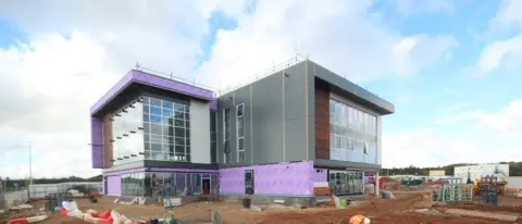 Nottinghamshire County Council A general view of the new Nottinghamshire County Council headquarters. The frame is up with windows now being put in