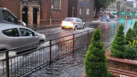 Bedford Free School  Water outside Bedford Free School