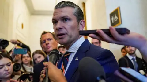 Calon Menteri Pertahanan Reuters, Pete Hegseth