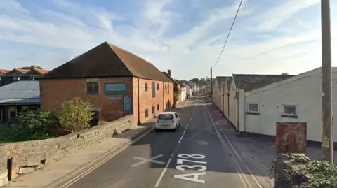 One of the main ways to get into Langport, the A378, by car