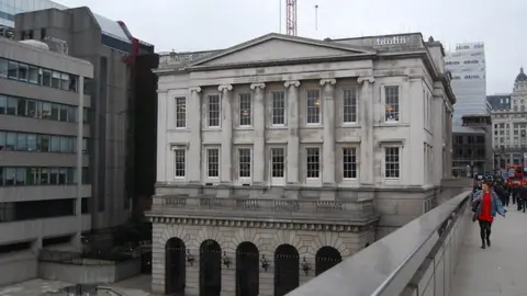 Geograph/N Chadwick Fishmongers Hall