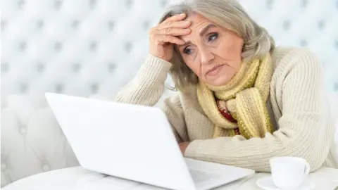 Thinkstock Woman at computer