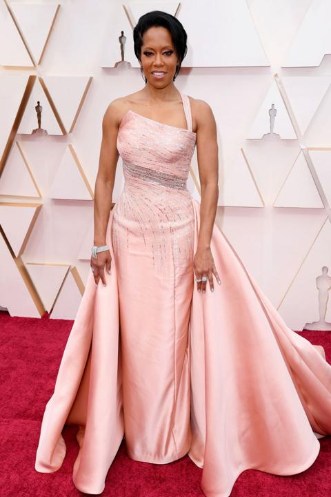 Oscars 2020 Pictures: Red Carpet Glamour - BBC News