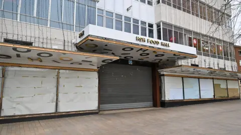 LDRS A closed department store