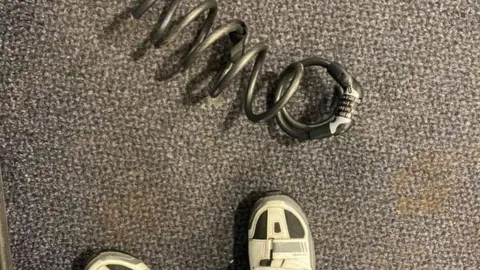 Dan Harvey Broken bicycle lock