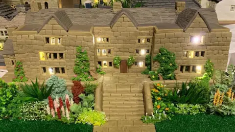 Eyam Hall Eyam Hall cake