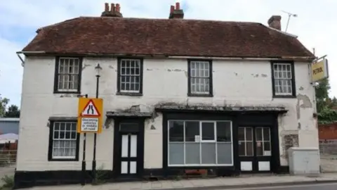 SAVE Britain's Heritage Bridge street house