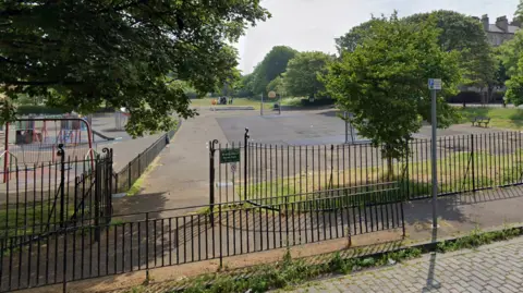Montgomery Street Park in Edinburgh