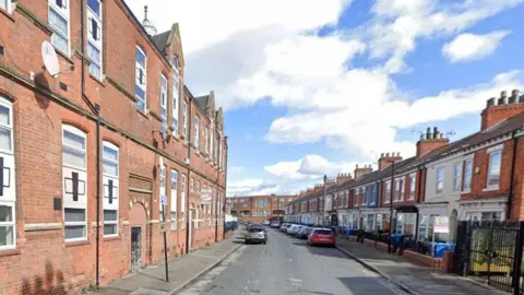 Google Malm Street in Hull