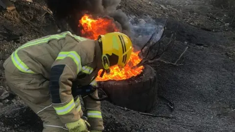 Tyne and Wear Fire and Rescue Service Fire at Springwell Quarry