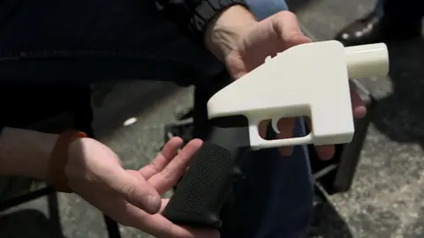 3D printed guns found in Scotland for first time