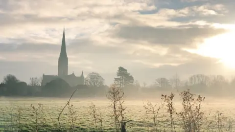 Paul Kingsley-Smith From Harnham Meadows in Salisbury looking out across Salisbury Cathedral