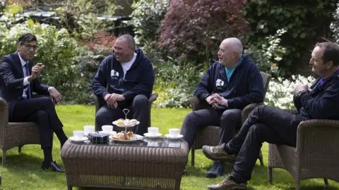 Prime Minister Rishi Sunak chats to the 3 Dads in the garden of 10 Downing Street