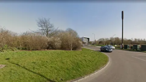 Google The roundabout linking Wawne Road and Kesteven Way