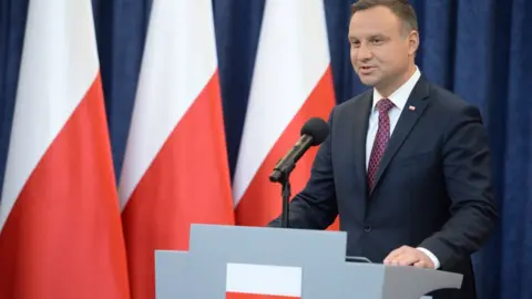 EPA Polish President Andrzej Duda gives a speech on the bill on Poland's Supreme Court at the Presidential Palace in Warsaw, Poland, 18 July 2017