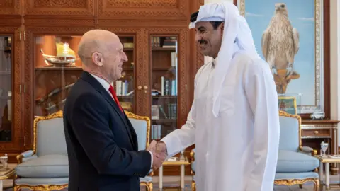 Defence Secretary John Healey shakes the hand of Emir of Qatar, Sheikh Tamim bin Hamad Al Thani 