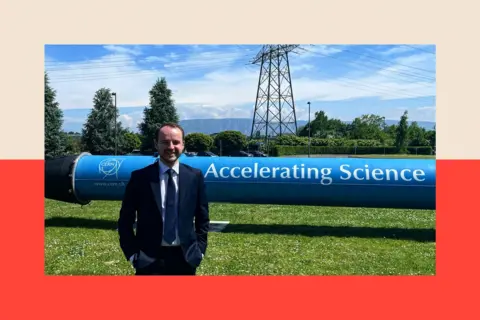 Simon Williams Dr Simon Williams