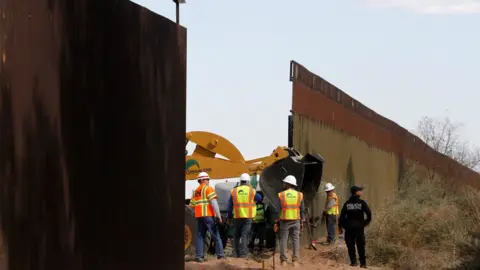 Reuters US Customs and Border Protection replace a 2.25-mile section of US-Mexico border with new wall construction near Calexico, California, on February 22, 2018