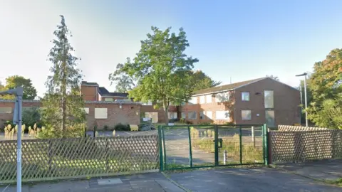 Hampshire County Council/ Reading Borough Council The Willows on Hexham Road