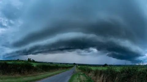 shelf cloud over Cumbria