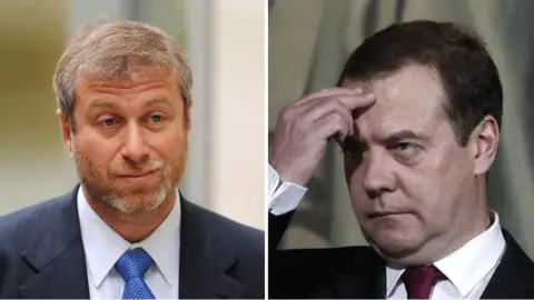 PA/EPA Roman Abramovich (L) and Dmitry Medvedev