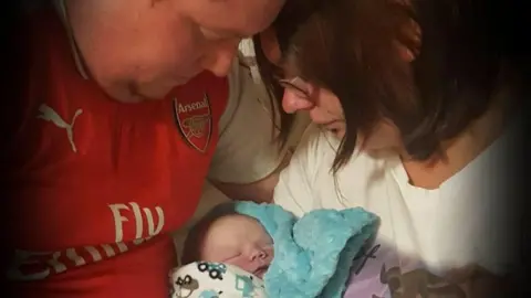 Family Freddie and his parents