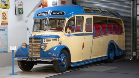 Lodge Coaches The 'Toast Rack' Bedford Duple OB