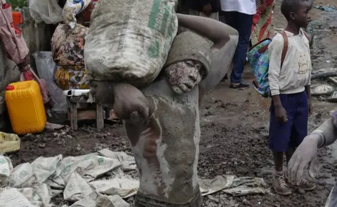 Reuters Men work in a construction site in Goma, the capital of North Kivu, eastern Democratic Republic of Congo, April 4, 2018.
