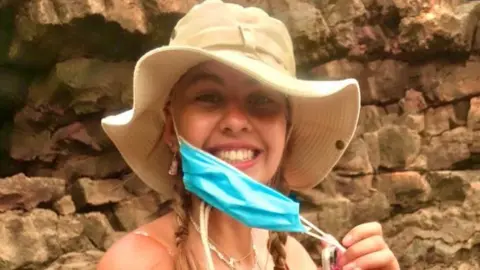 Lulu Blundell Lulu Blundell