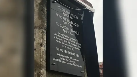 Lancashire Police New plaque in honour of three police officers who died in 1983 on duty
