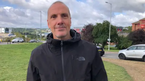 Kate Bradbrook/BBC Unite regional officer Jeff Hodge